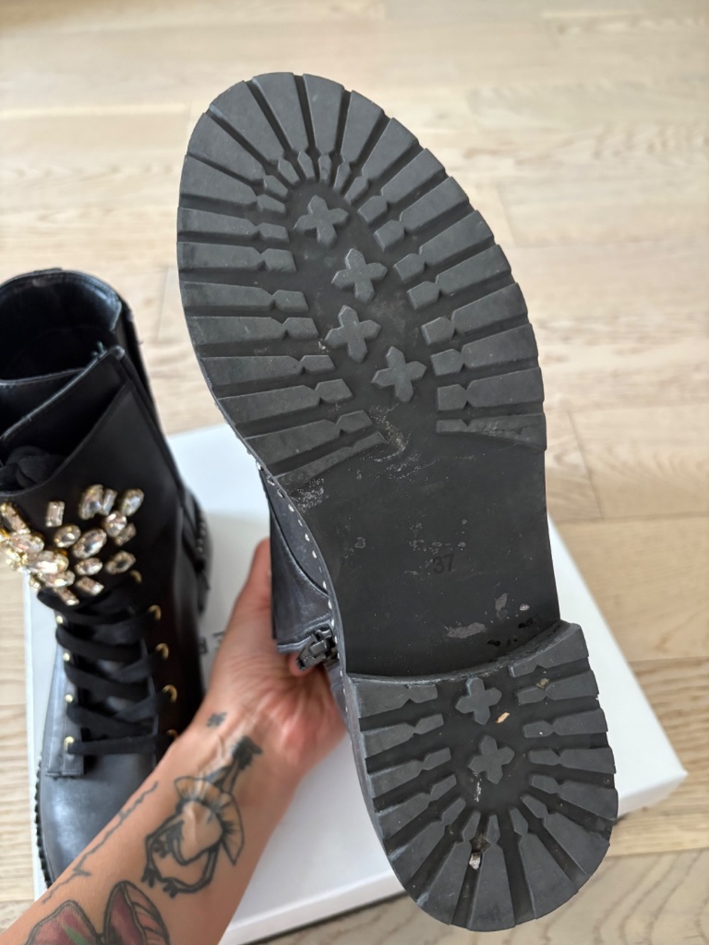 Kurt Geiger - Stoop - Picture 5 of 6